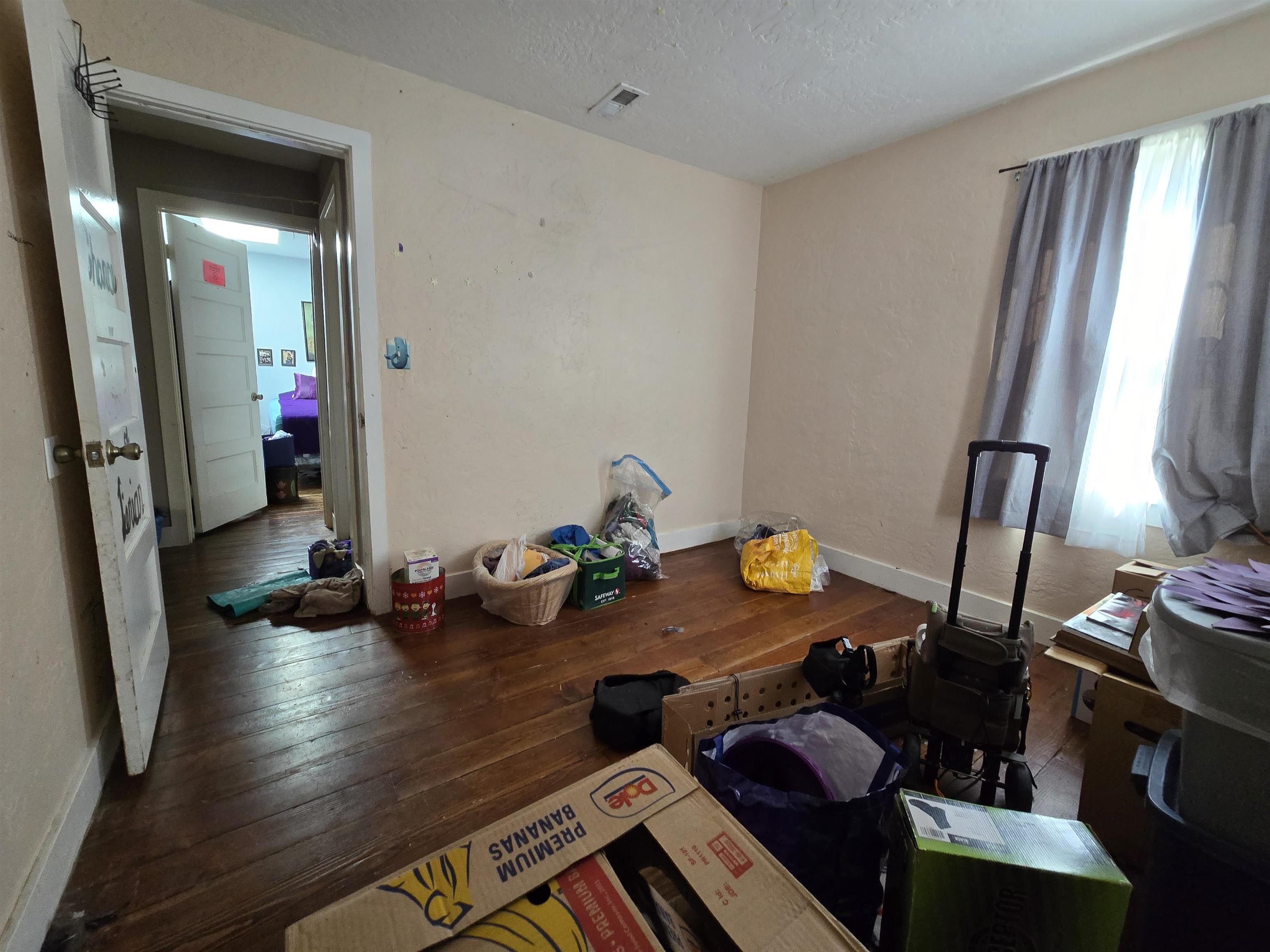 290 Cherry Lane Property Photo 12