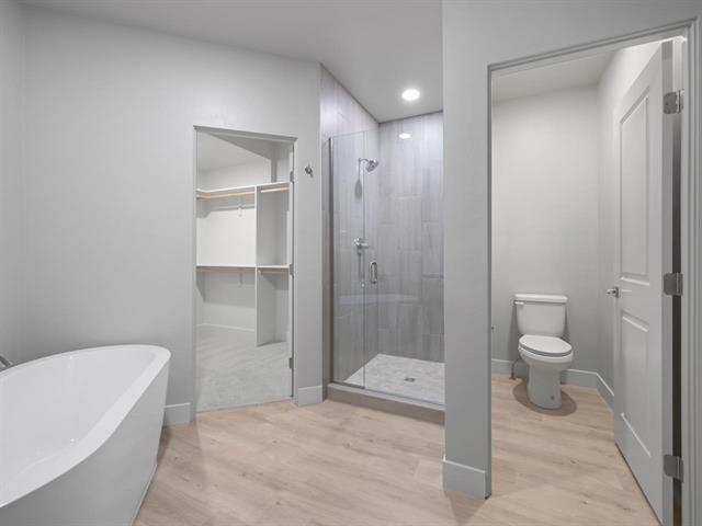 392 W Ridges Boulevard Property Photo 16