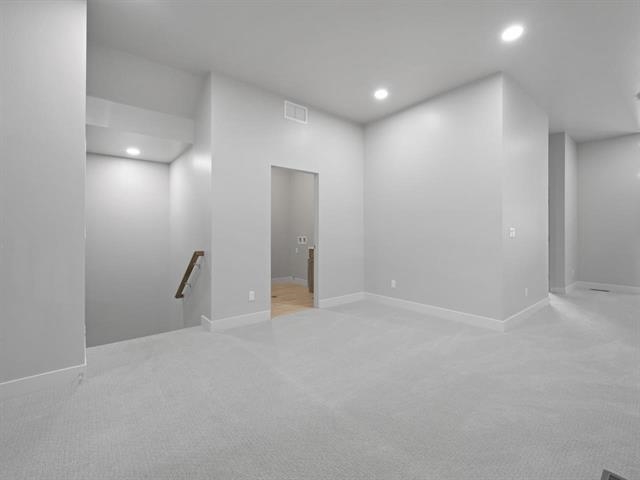 392 W Ridges Boulevard Property Photo 20