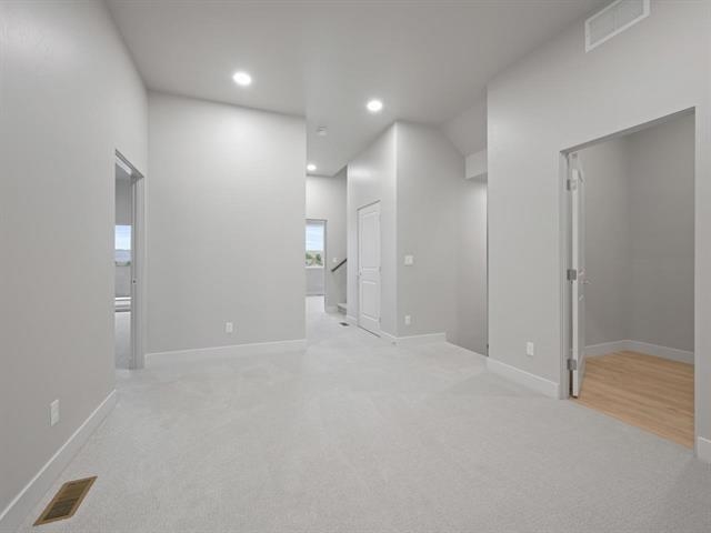 392 W Ridges Boulevard Property Photo 21