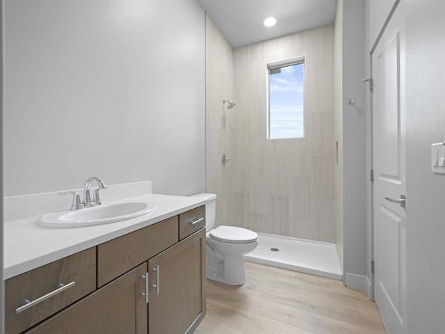 392 W Ridges Boulevard Property Photo 27