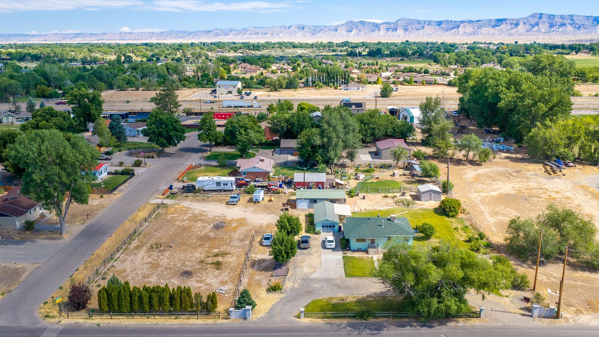 2534 G 3/8 Road Property Photo 15