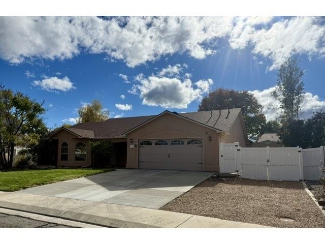 802 Darcy Jo Lane Property Photo 2