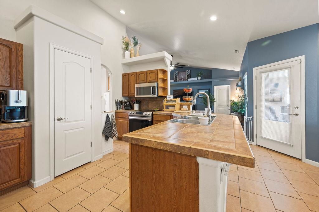 802 Darcy Jo Lane Property Photo 10