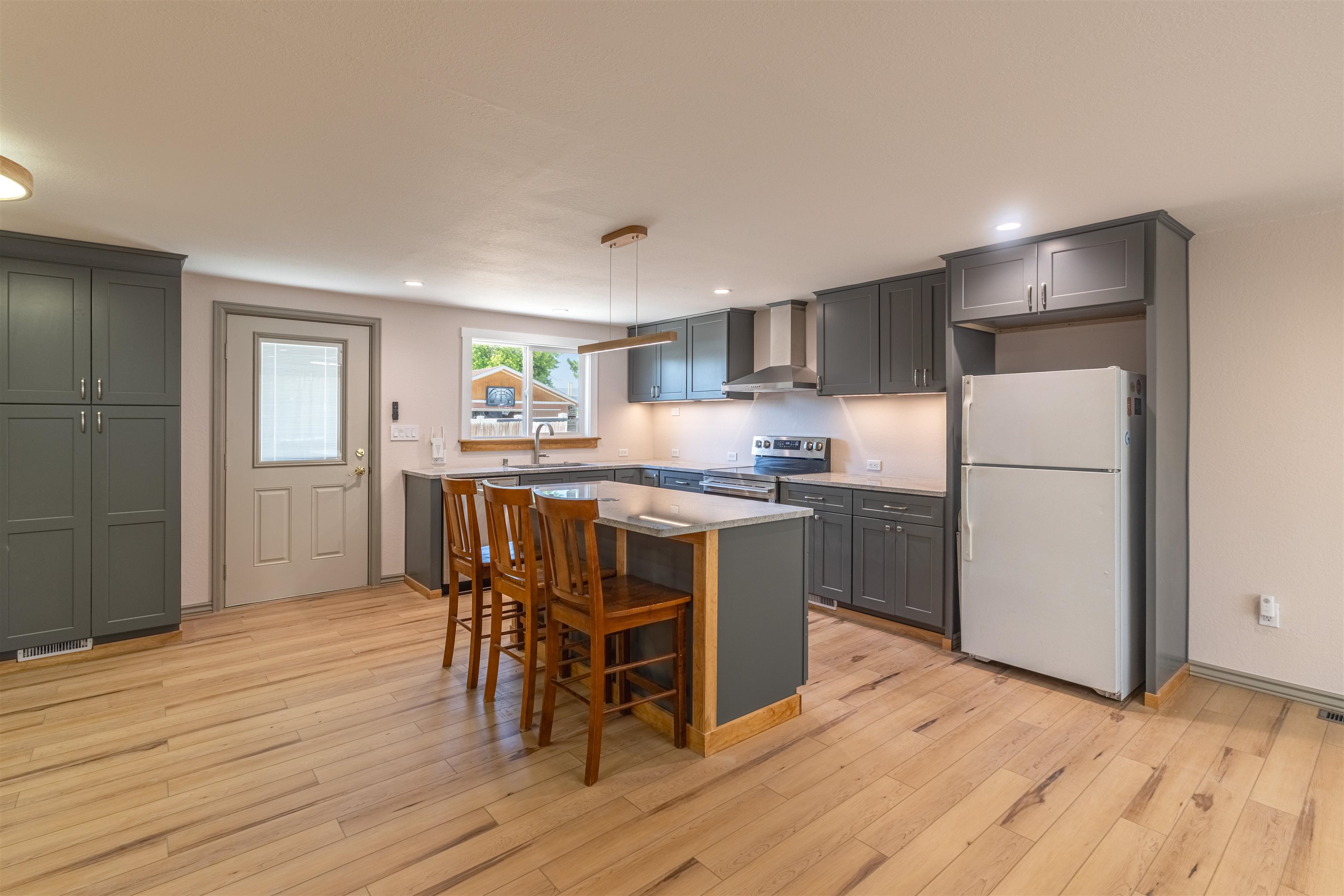 2883 1/2 Texas Avenue Property Photo 3