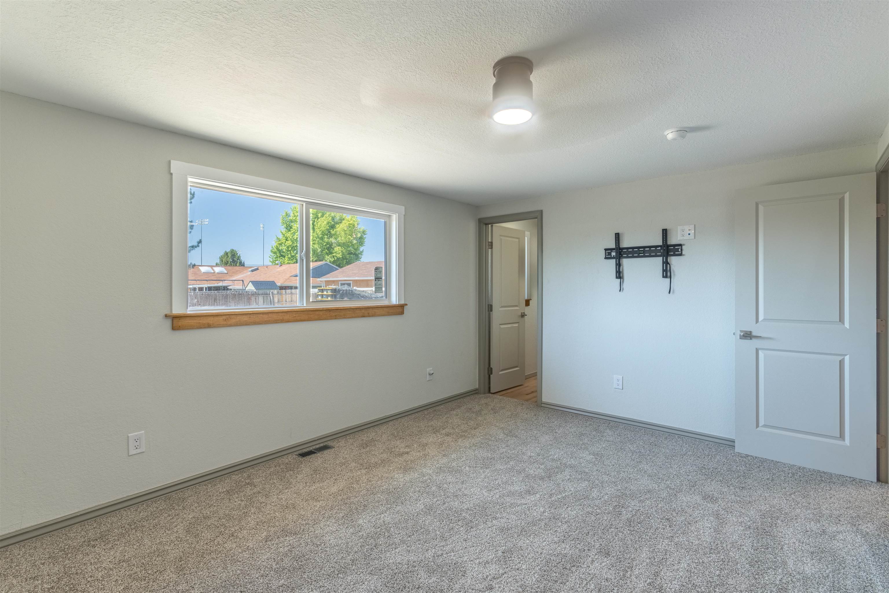 2883 1/2 Texas Avenue Property Photo 11