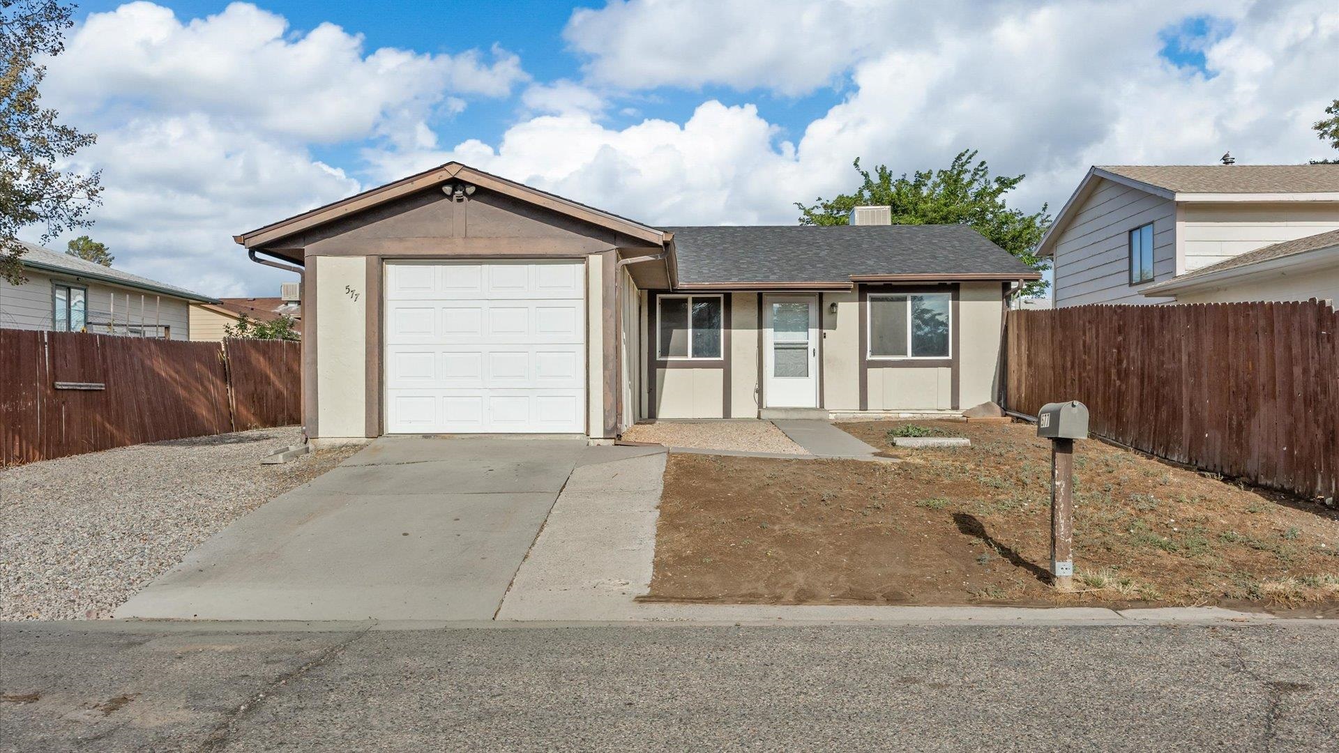 577 Fairfield Court Property Photo 3