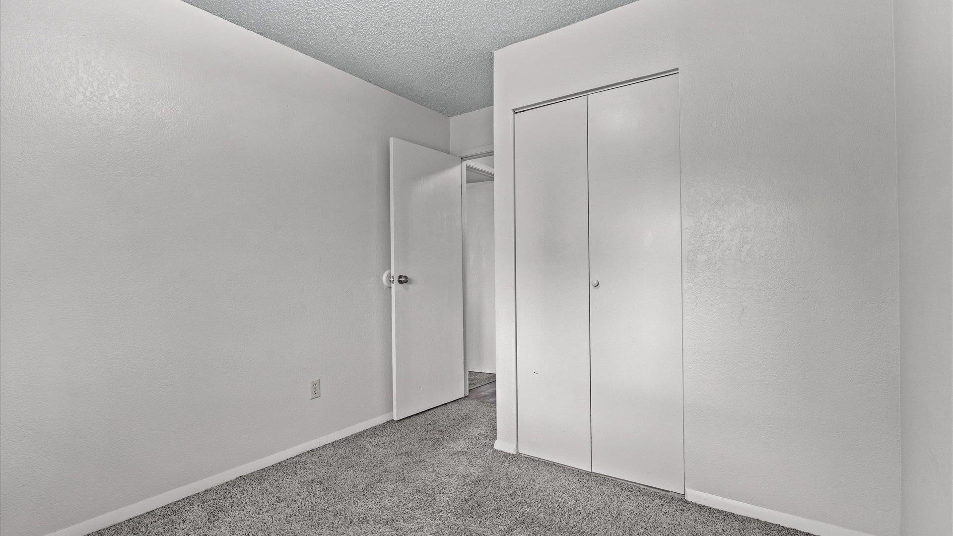 577 Fairfield Court Property Photo 26