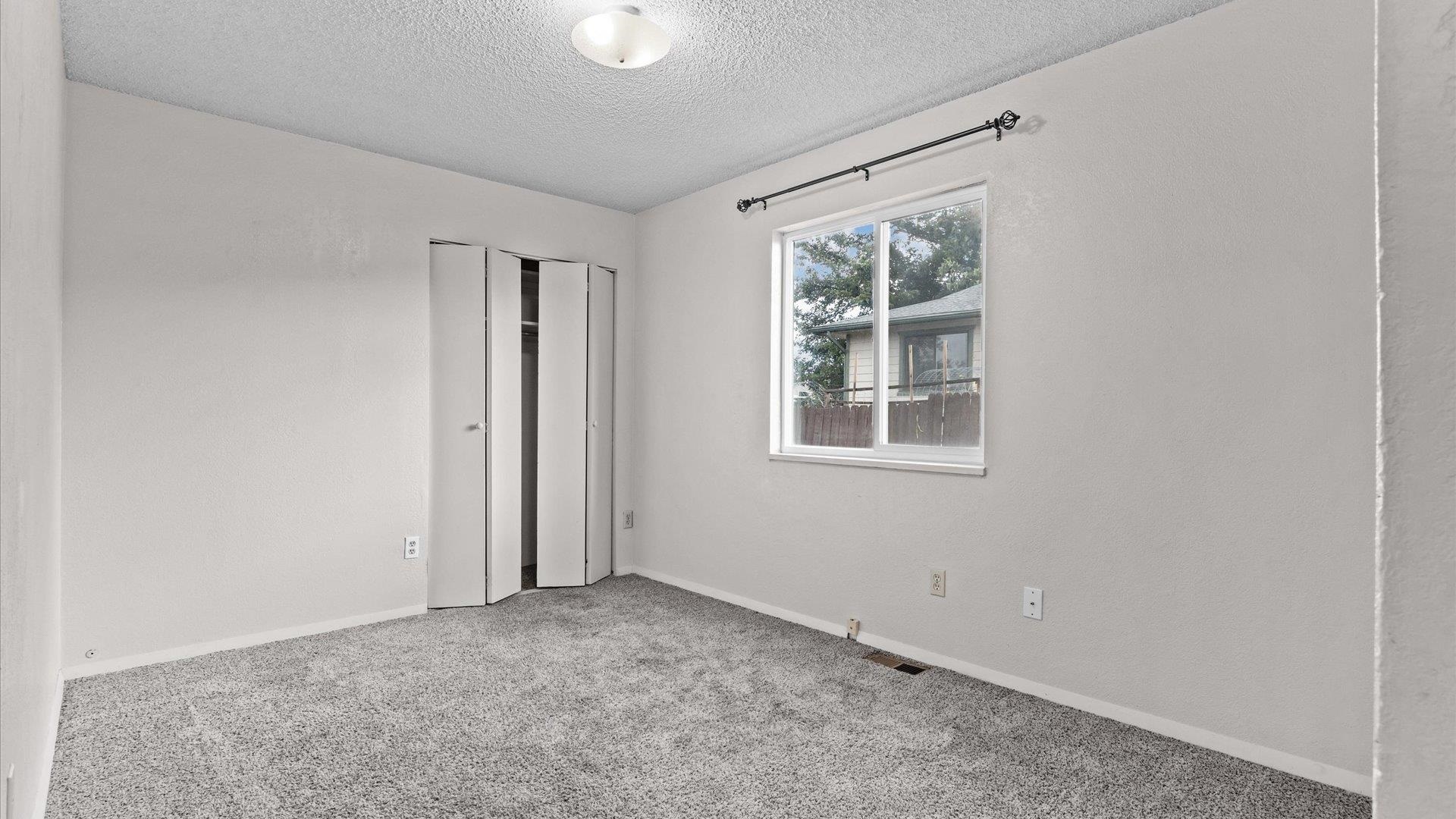 577 Fairfield Court Property Photo 28