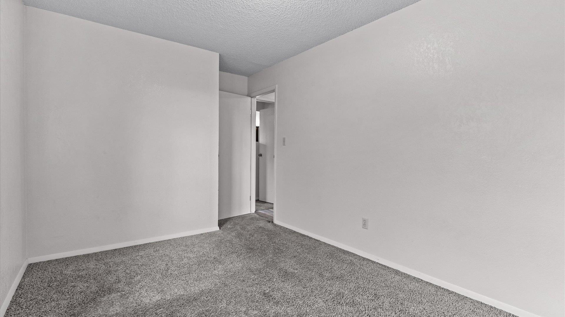 577 Fairfield Court Property Photo 29