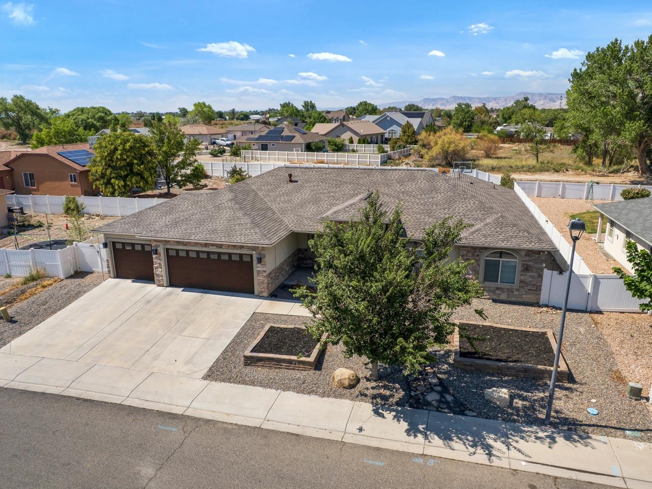 2984 Lurvey Lane Property Photo 1