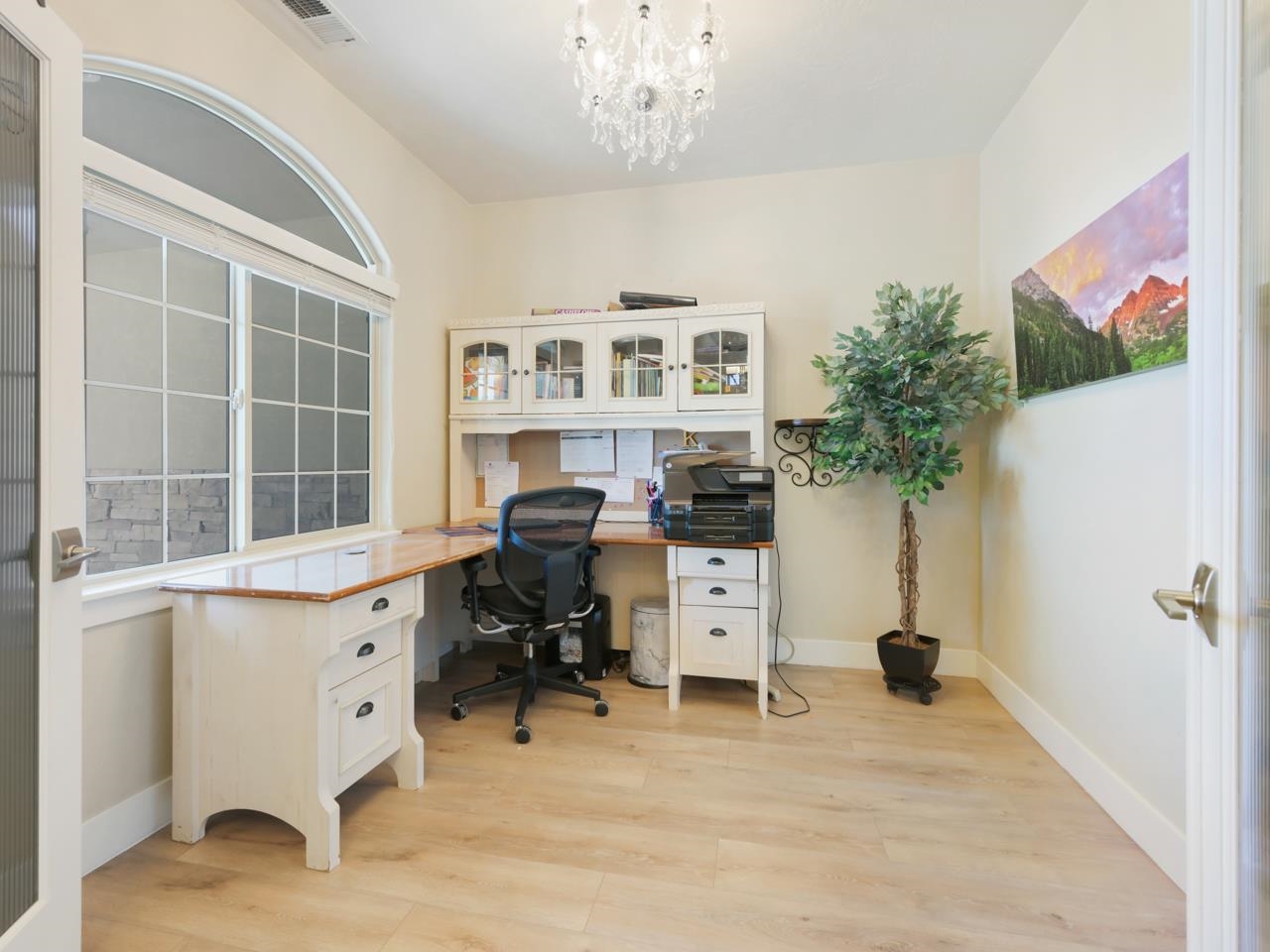 2984 Lurvey Lane Property Photo 3