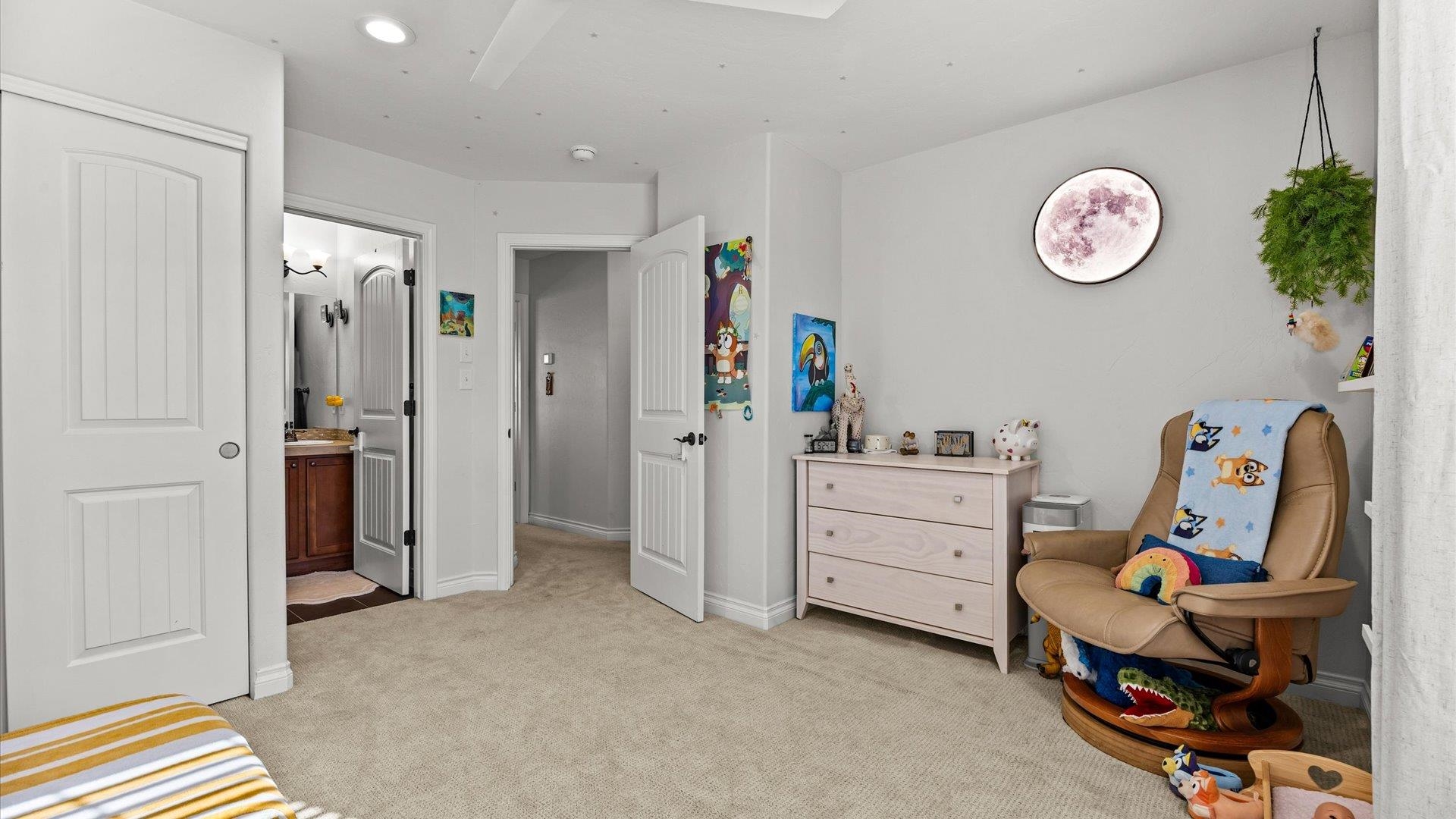 334 Cliff View Drive Property Photo 17