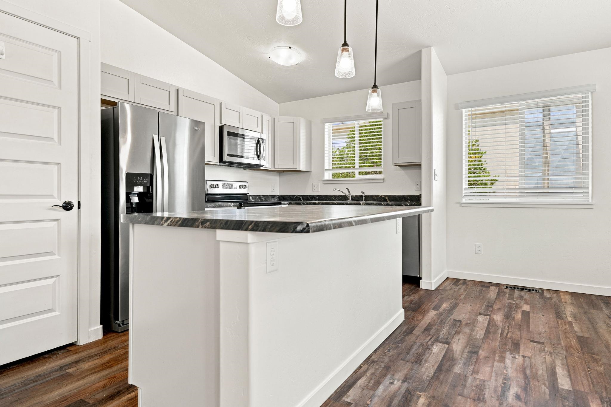 1105 Kiefer Avenue Property Photo 6