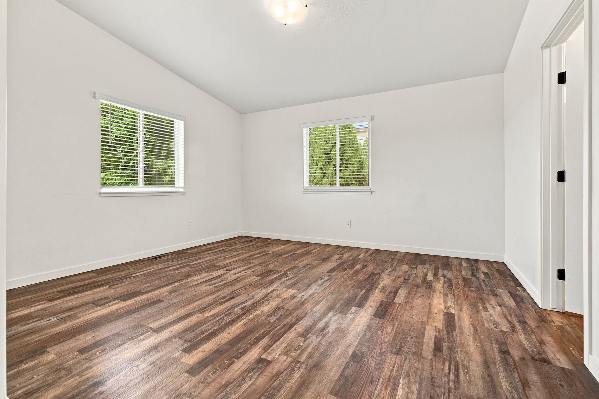 1105 Kiefer Avenue Property Photo 13