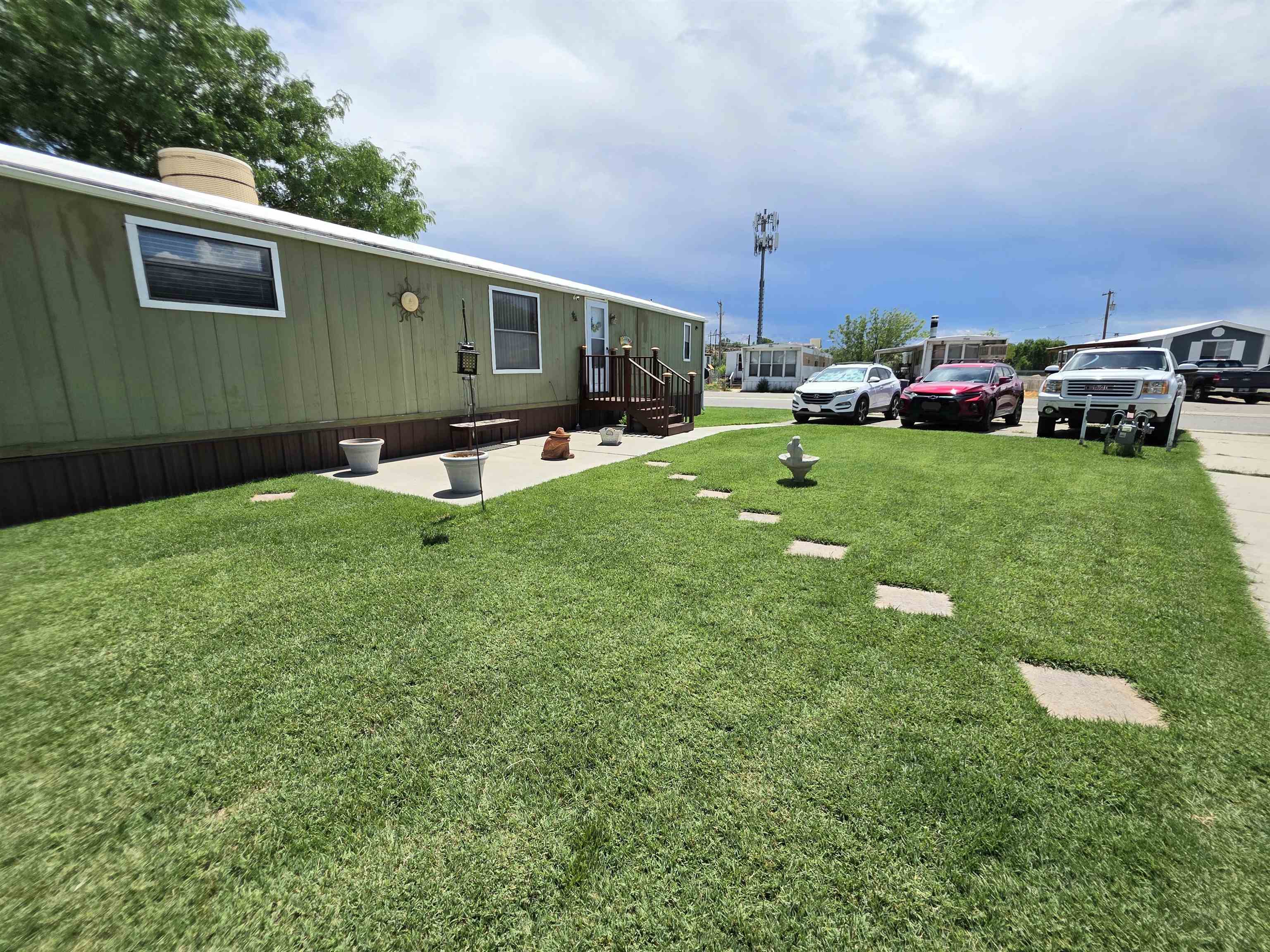 424 32 Road Property Photo 2