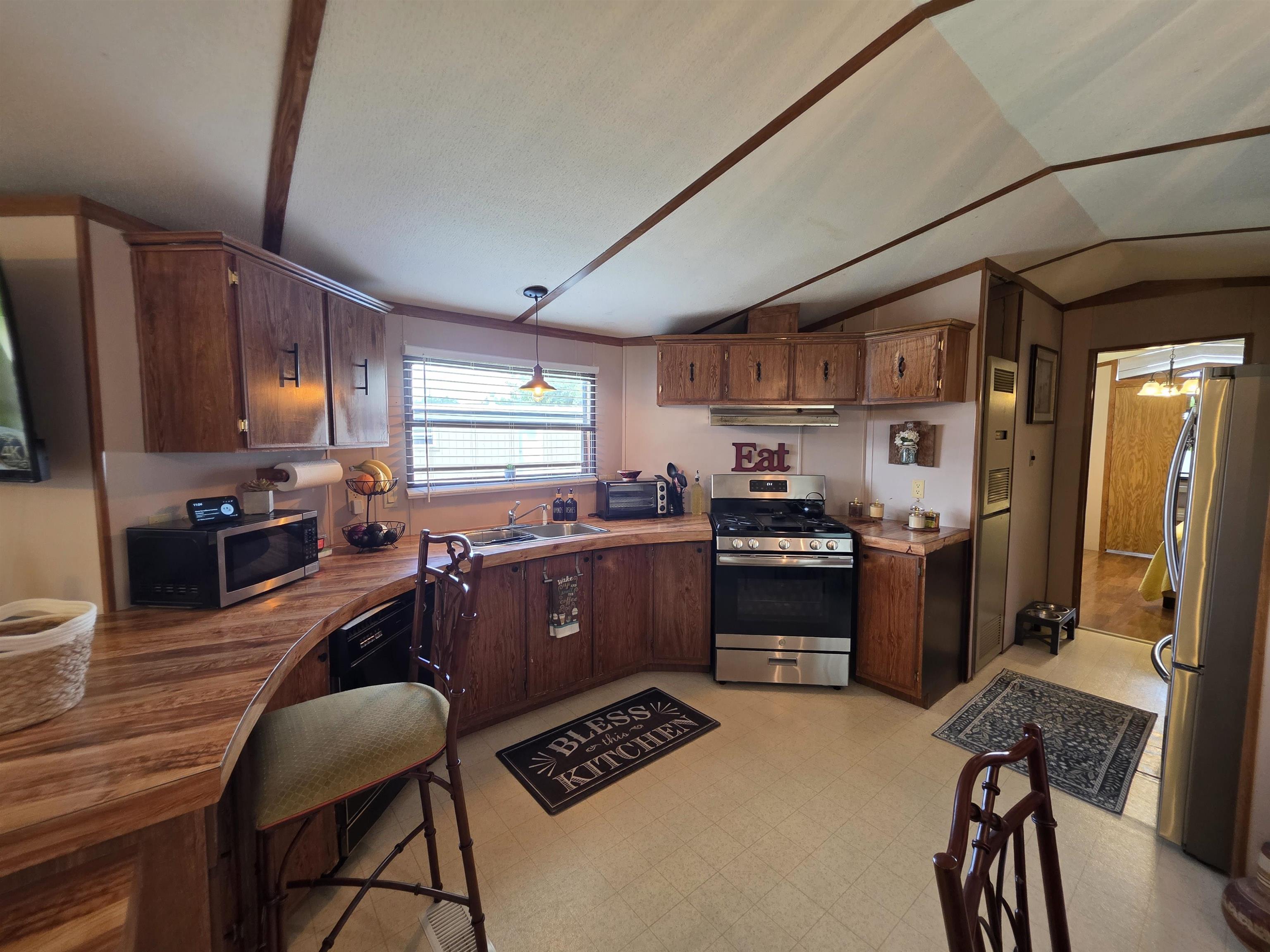 424 32 Road Property Photo 6