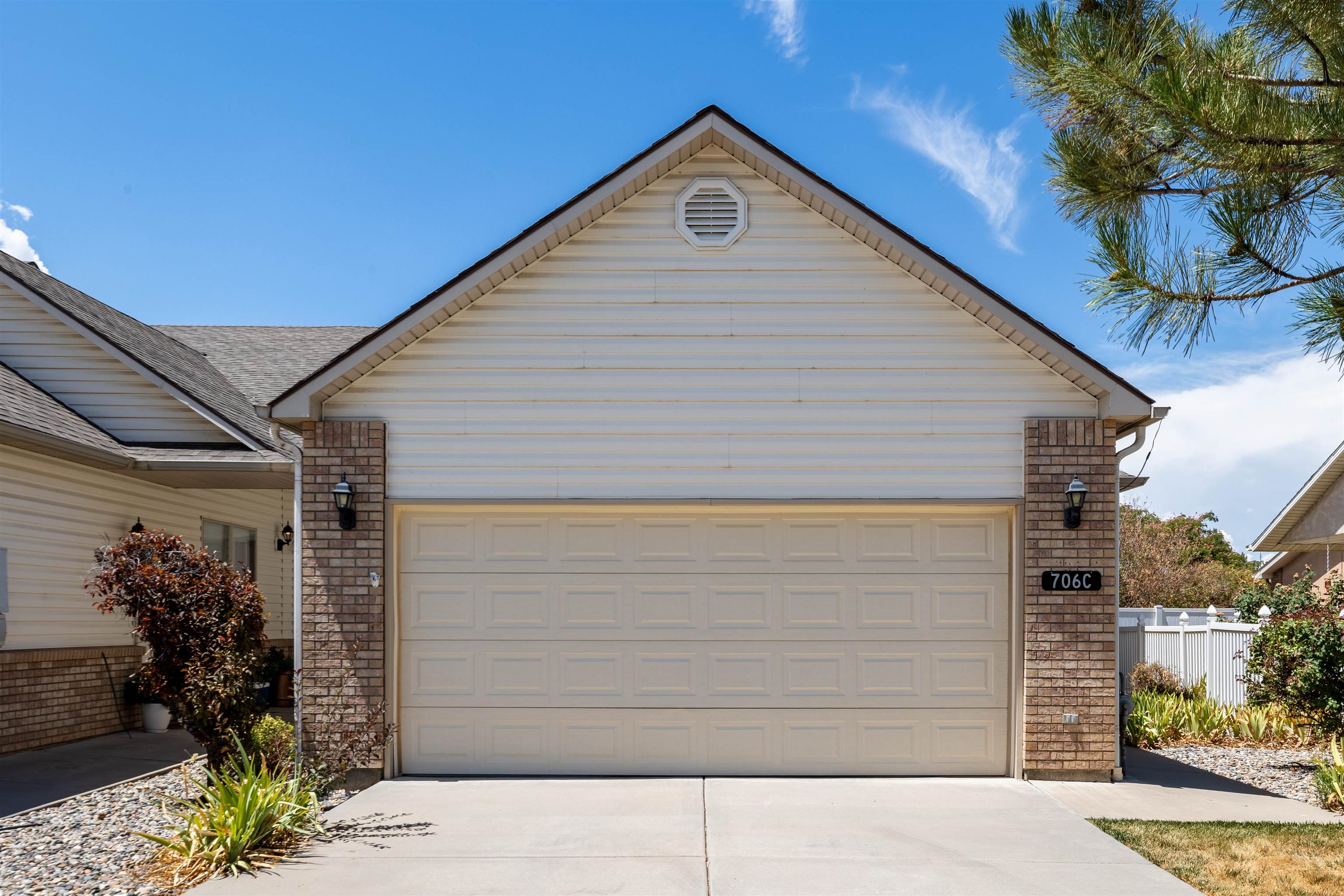 706 Fountainhead Boulevard Property Photo 18