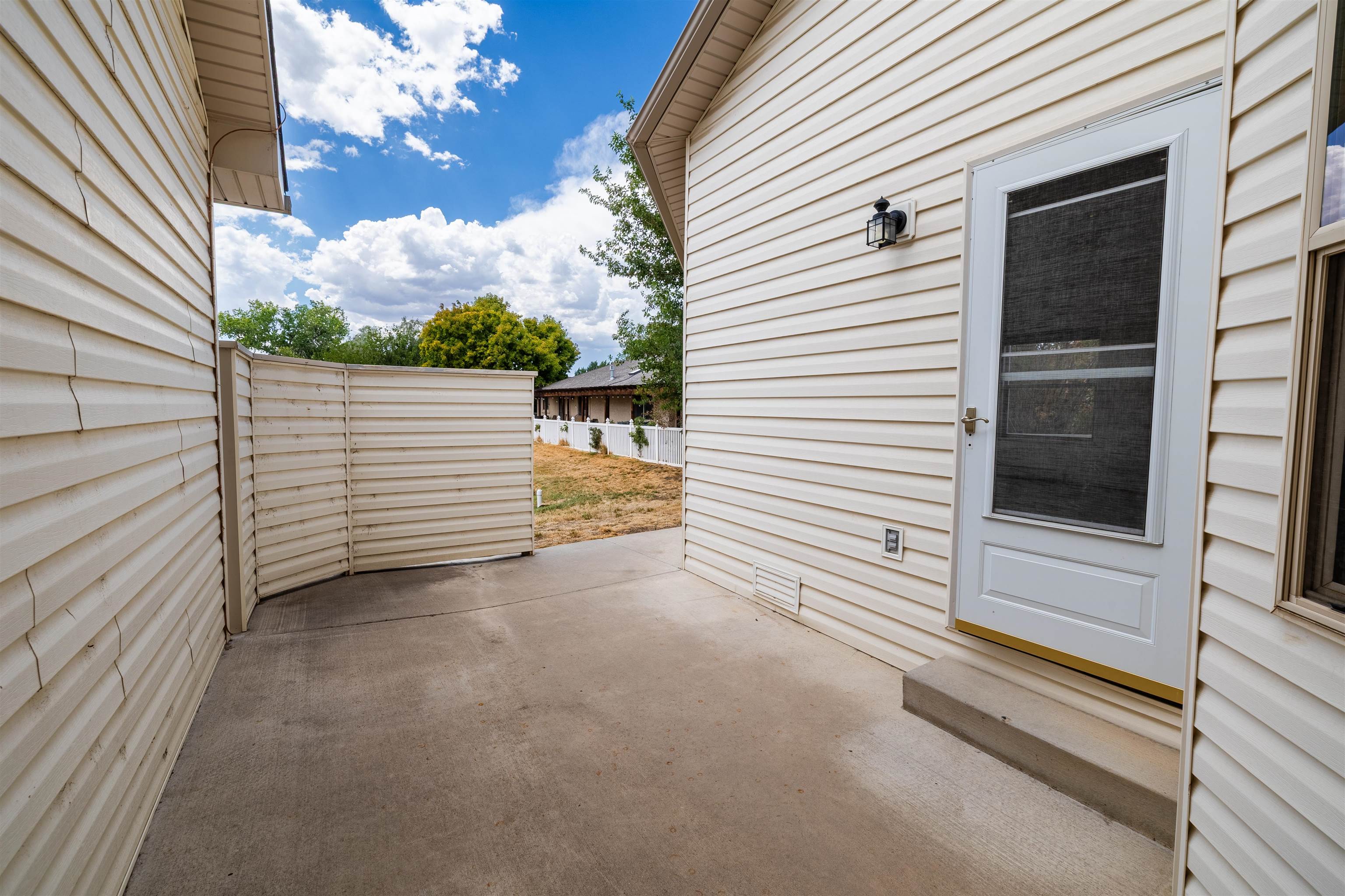 706 Fountainhead Boulevard Property Photo 20