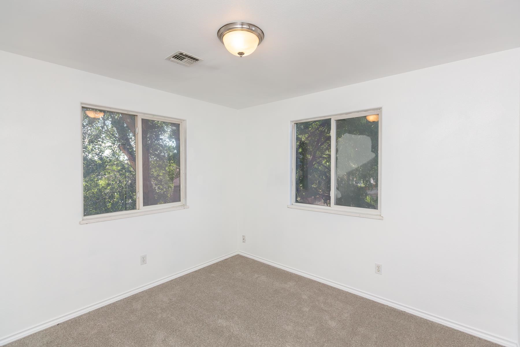 485 1/2 Ridge Lane Property Photo 23