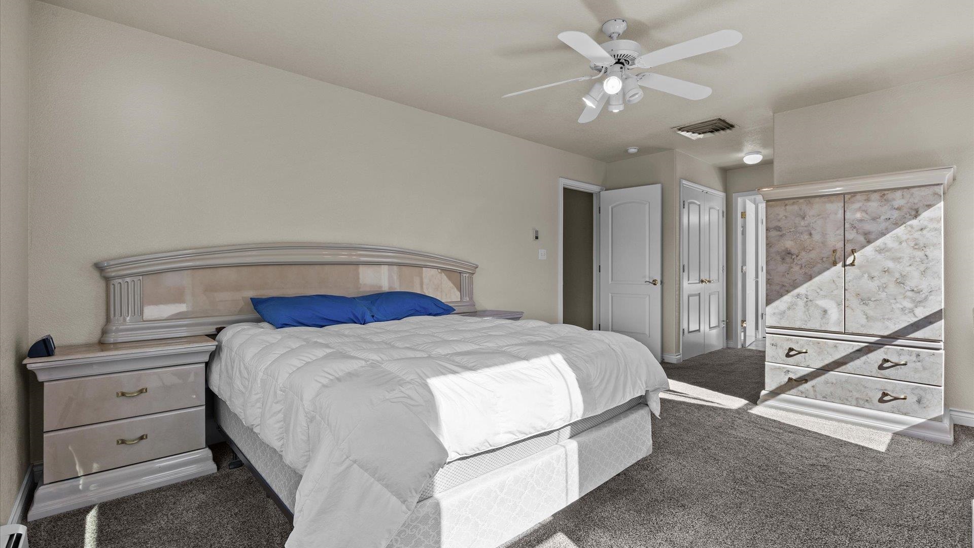 641 Grand View Drive Property Photo 16