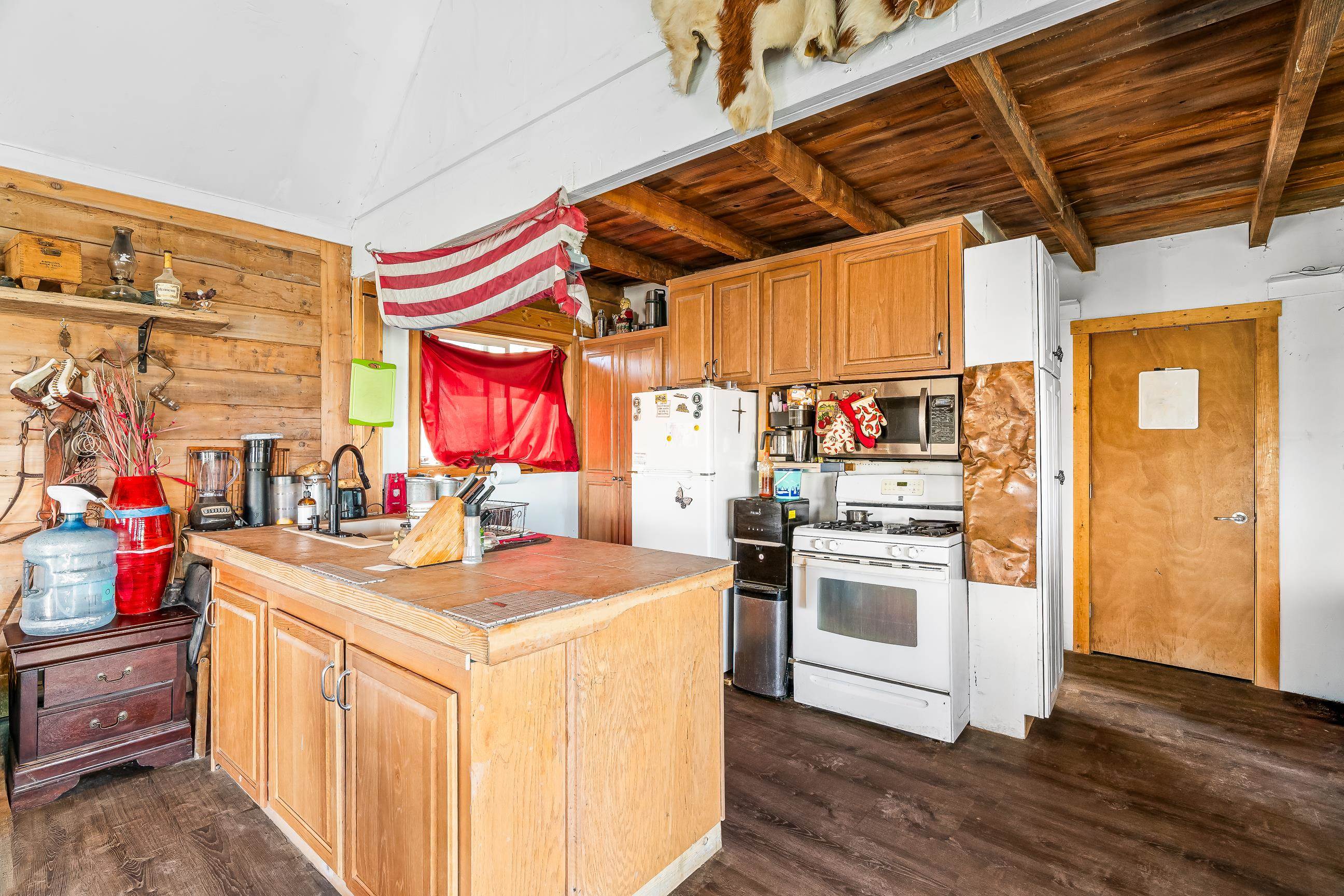 4452 Horse Canyon Road Property Photo 13