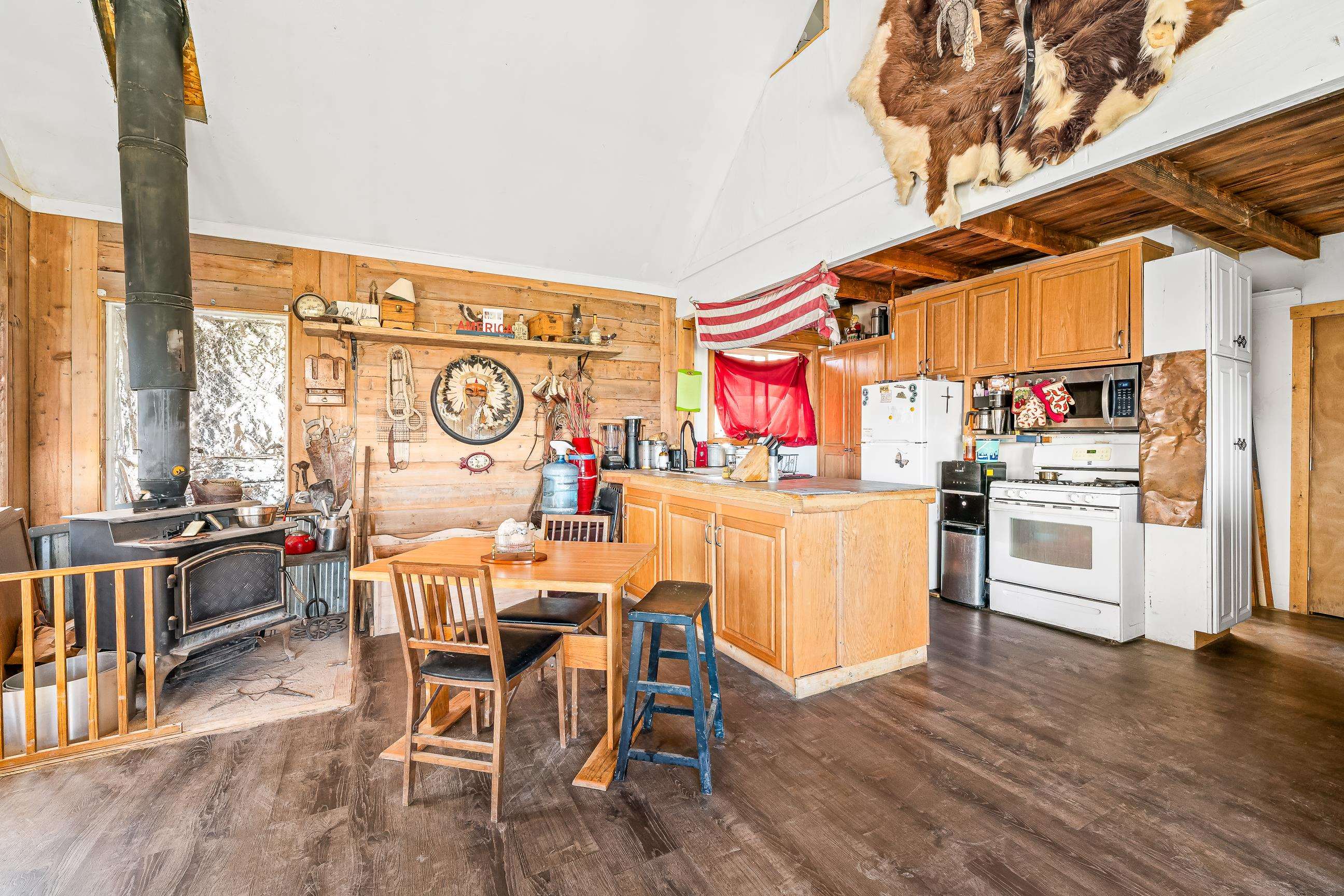 4452 Horse Canyon Road Property Photo 14