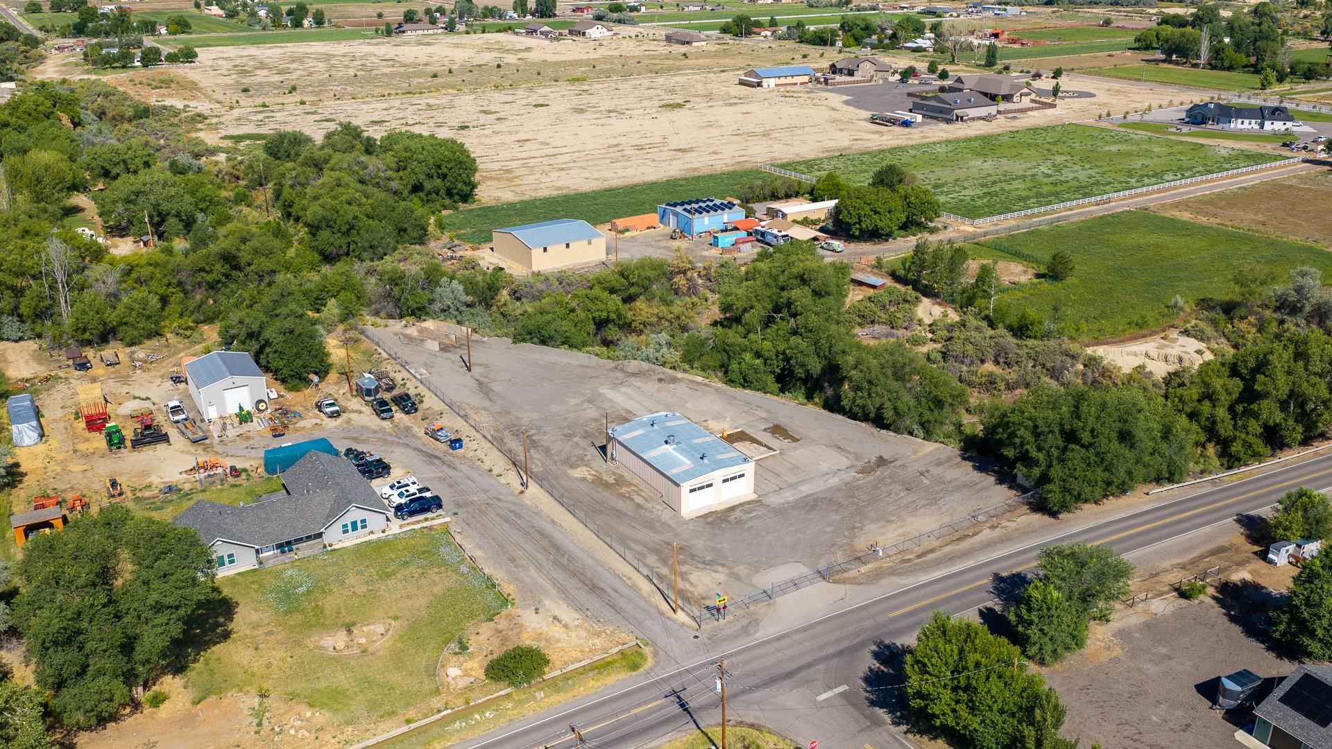 905 23 Road Property Photo 3