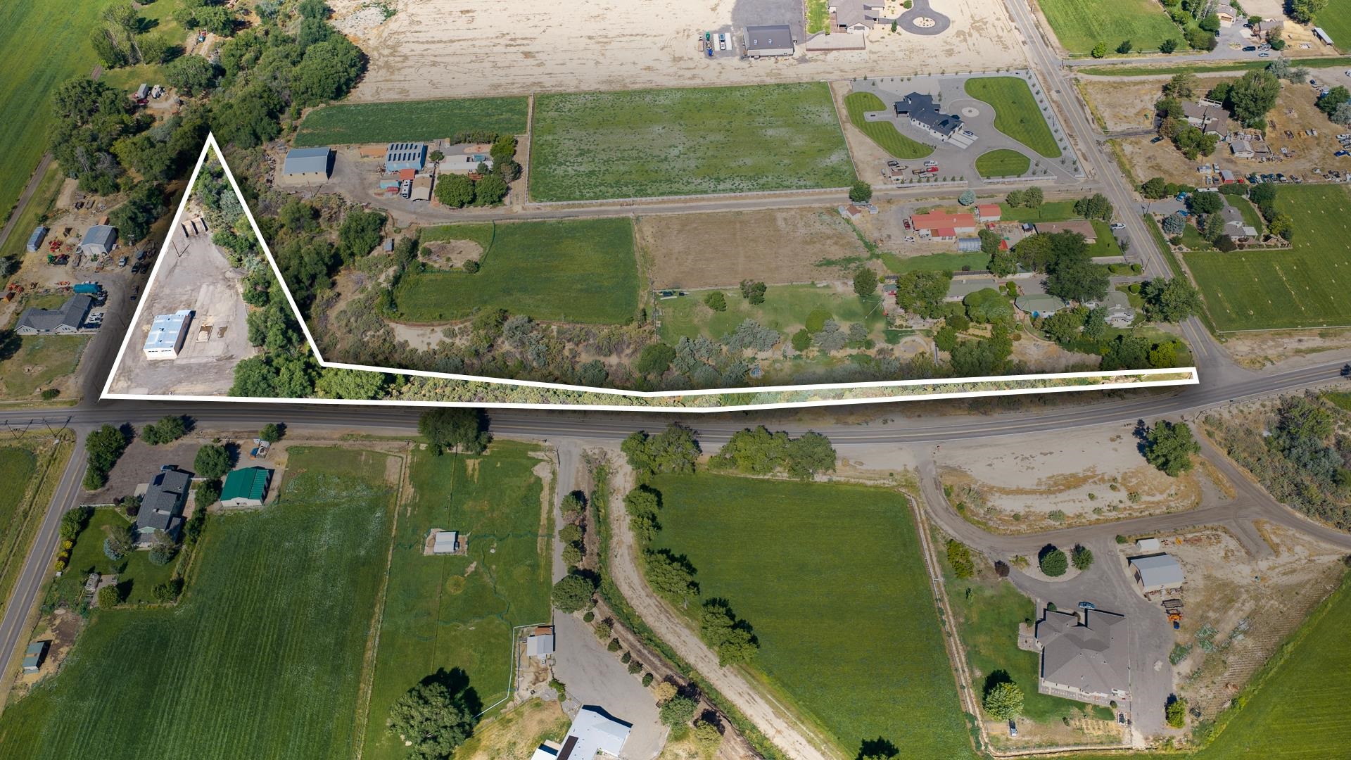 905 23 Road Property Photo 7
