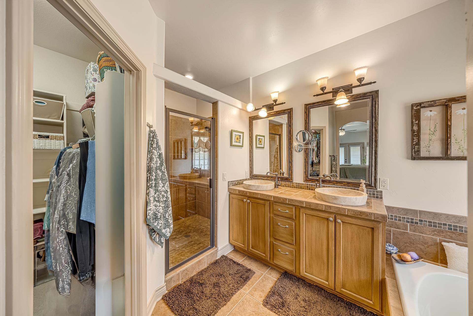 671 Tahoe Circle Property Photo 14