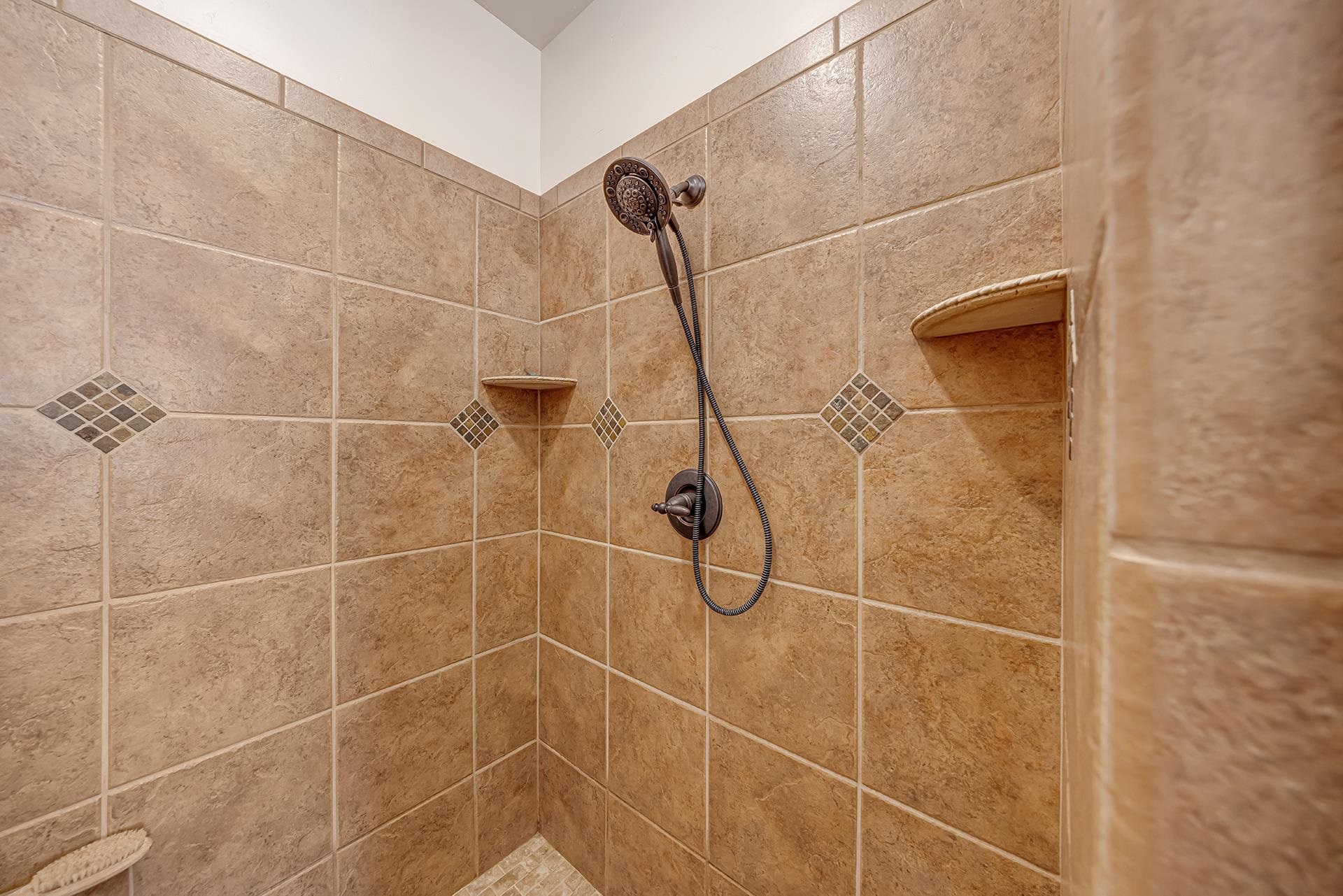 671 Tahoe Circle Property Photo 16
