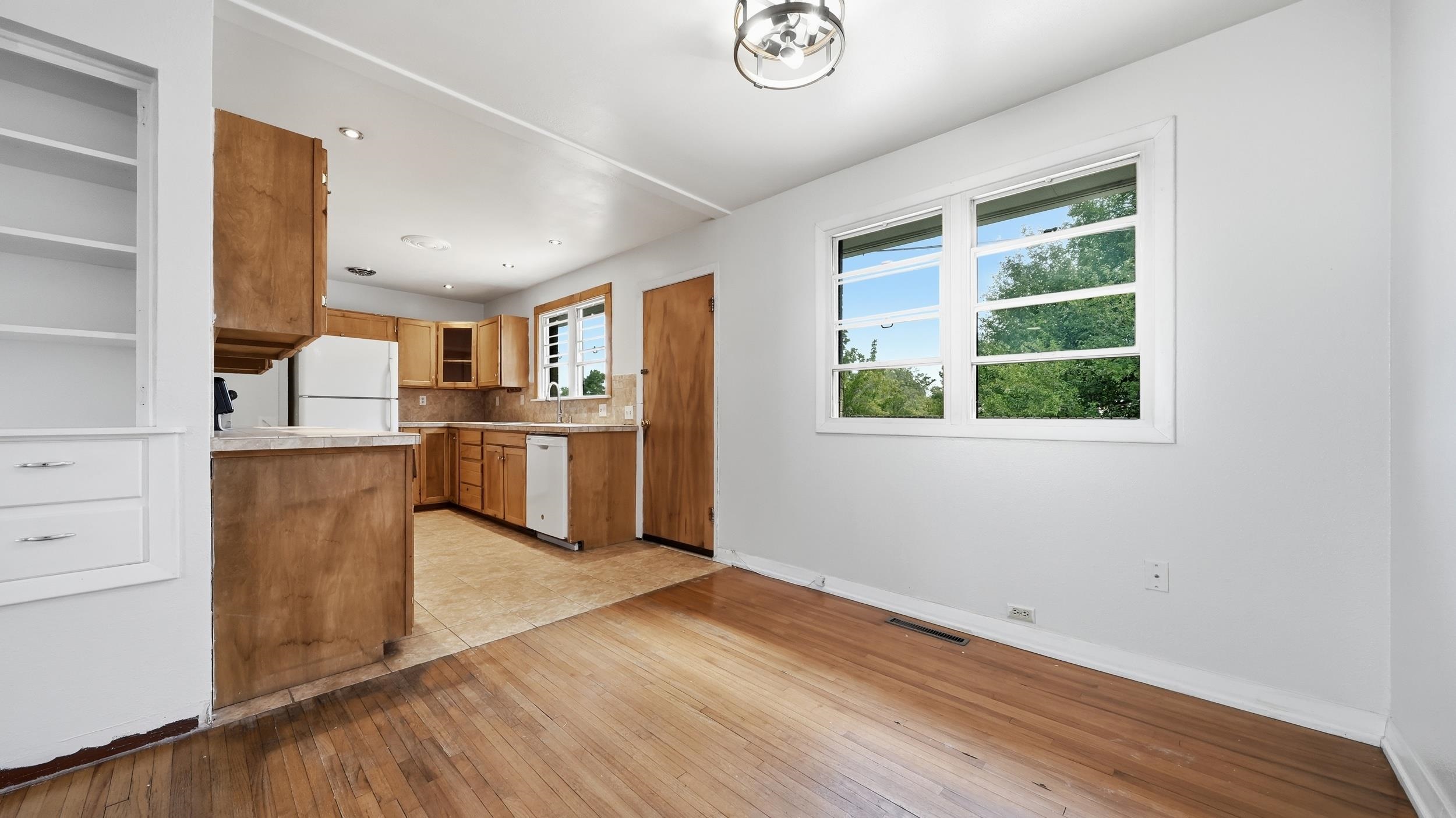 202 Red Mesa Heights Road Property Photo 6
