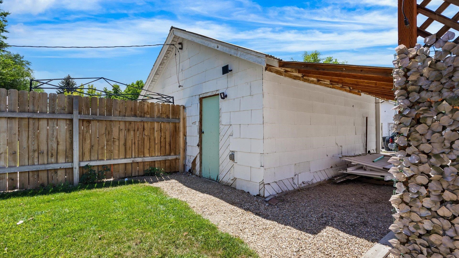 217 S Stanolind Avenue Property Photo 14