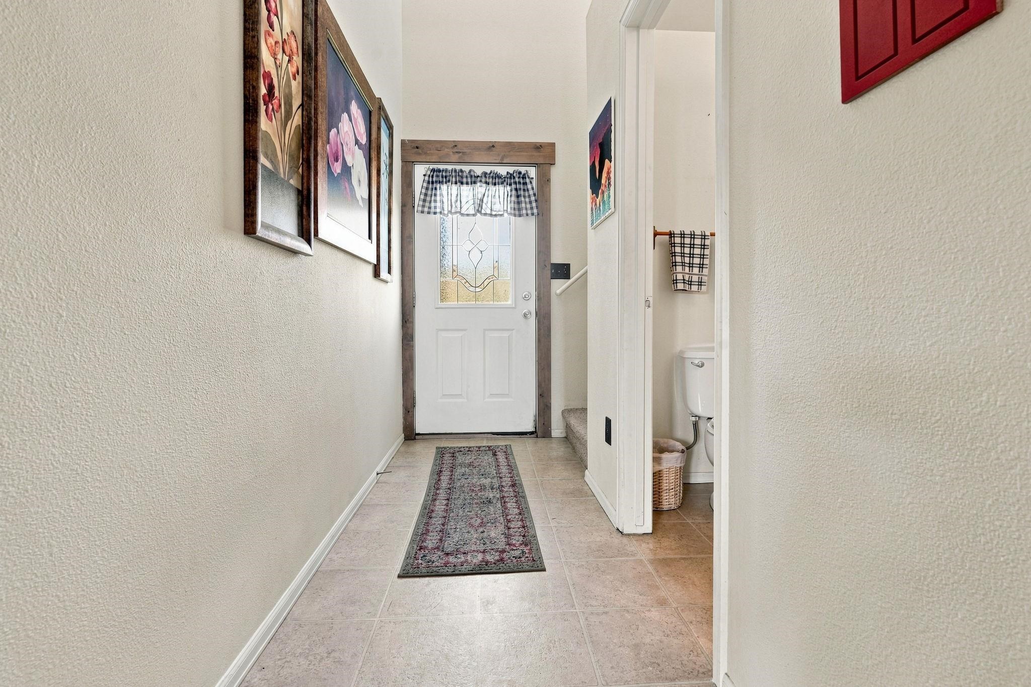 393 E 5th Street Property Photo 4