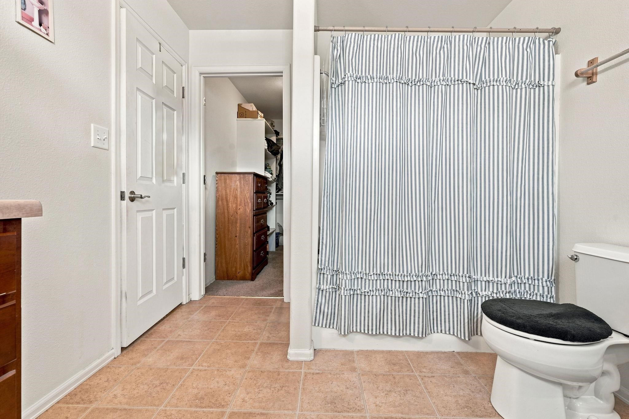 393 E 5th Street Property Photo 16