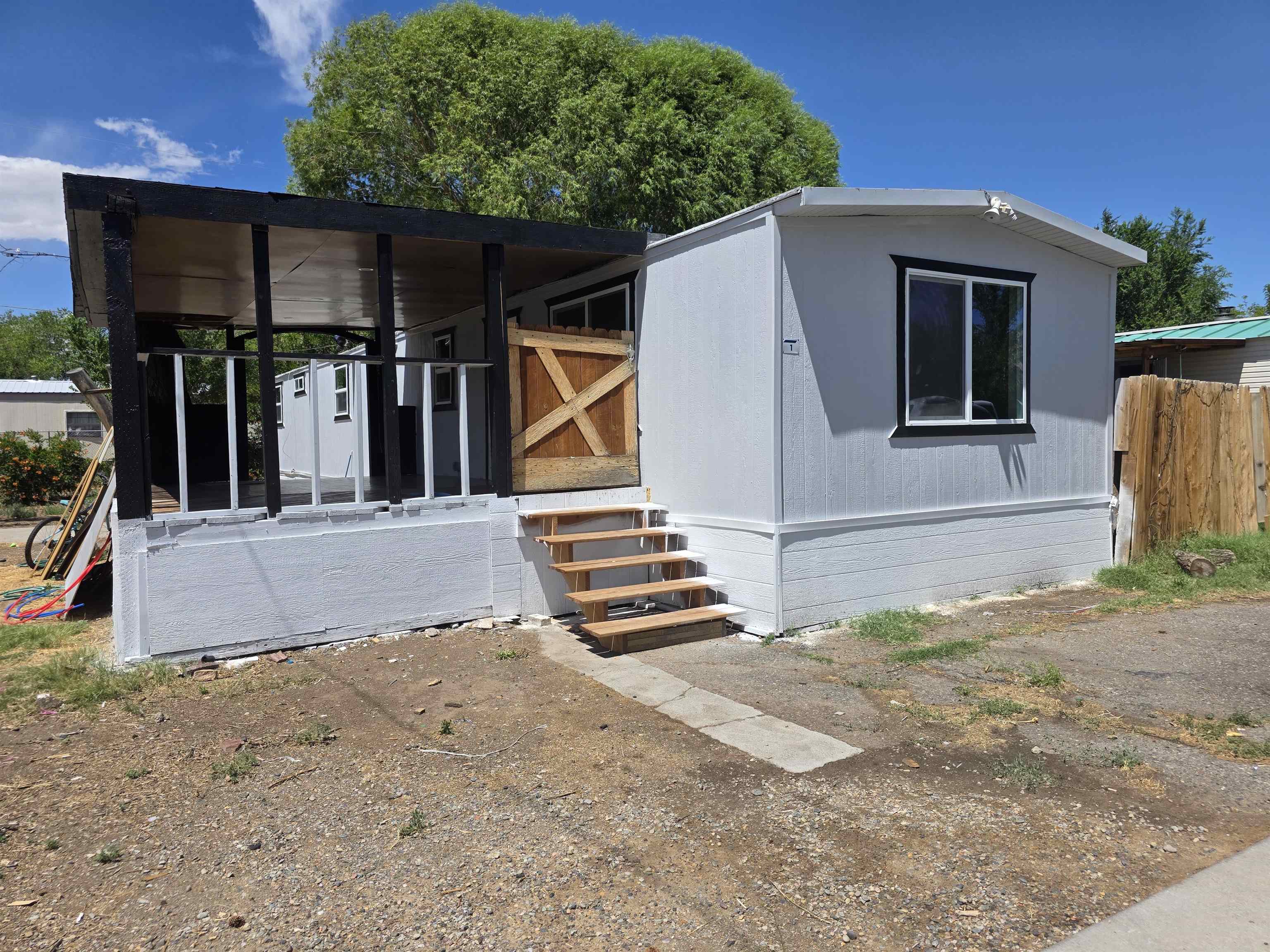3268 E Road Property Photo 2