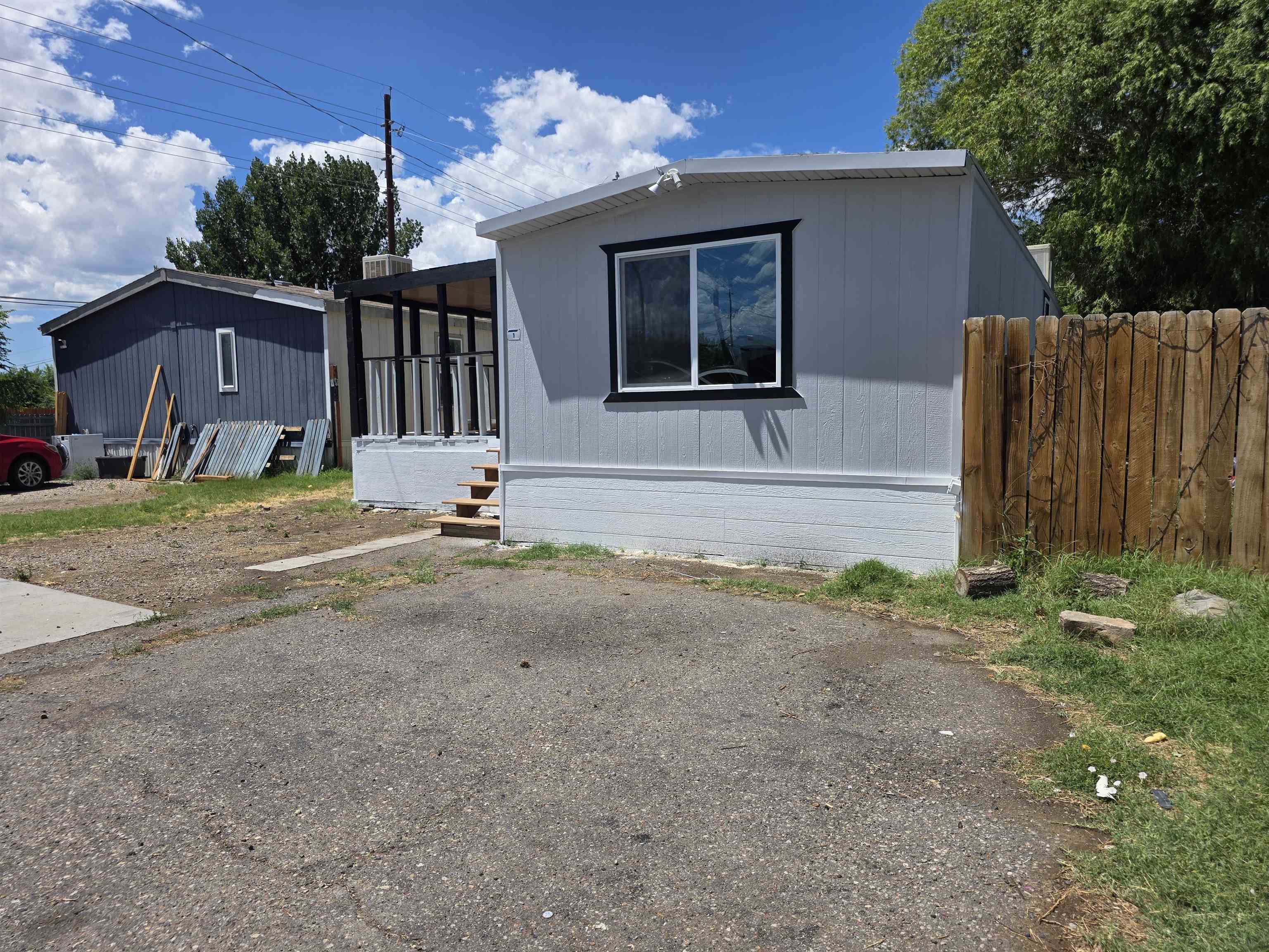 3268 E Road Property Photo 3