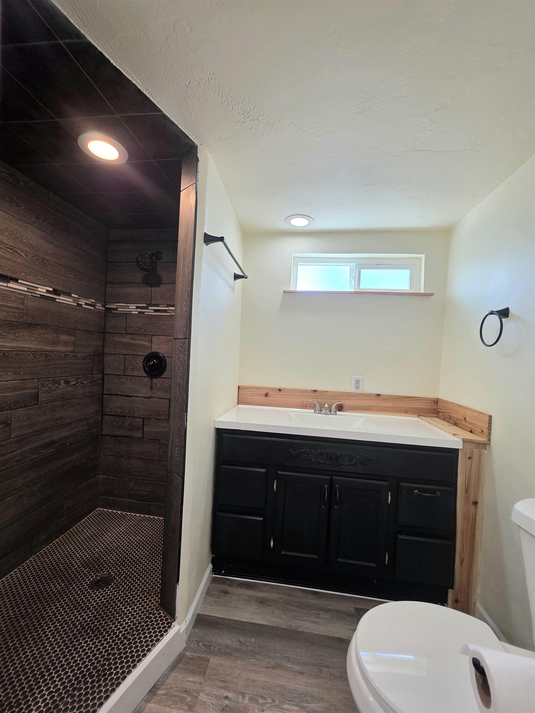 3268 E Road Property Photo 16