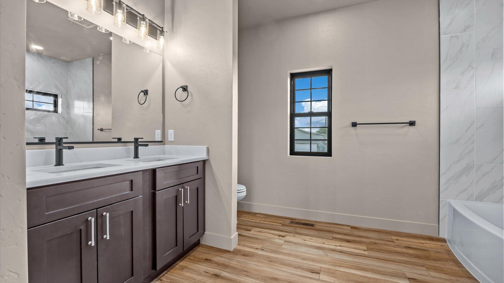 3428 Front Street Property Photo 16