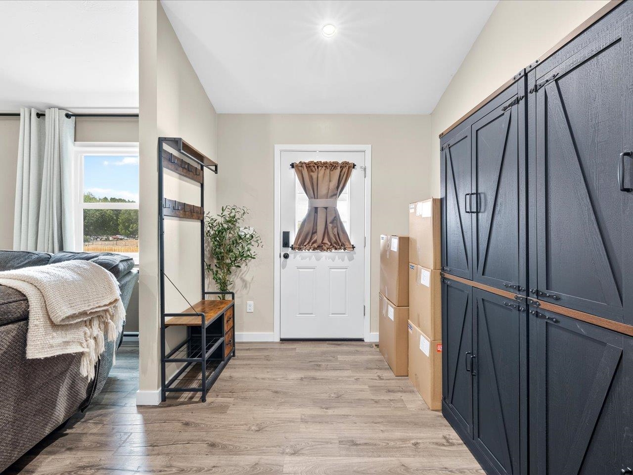 54230 Faith Trail Property Photo 4