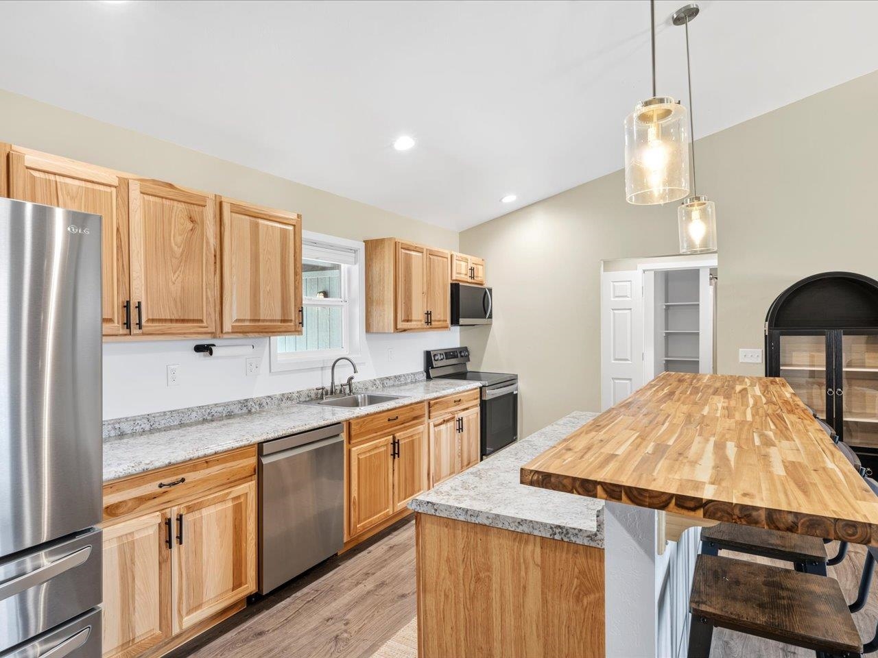 54230 Faith Trail Property Photo 9