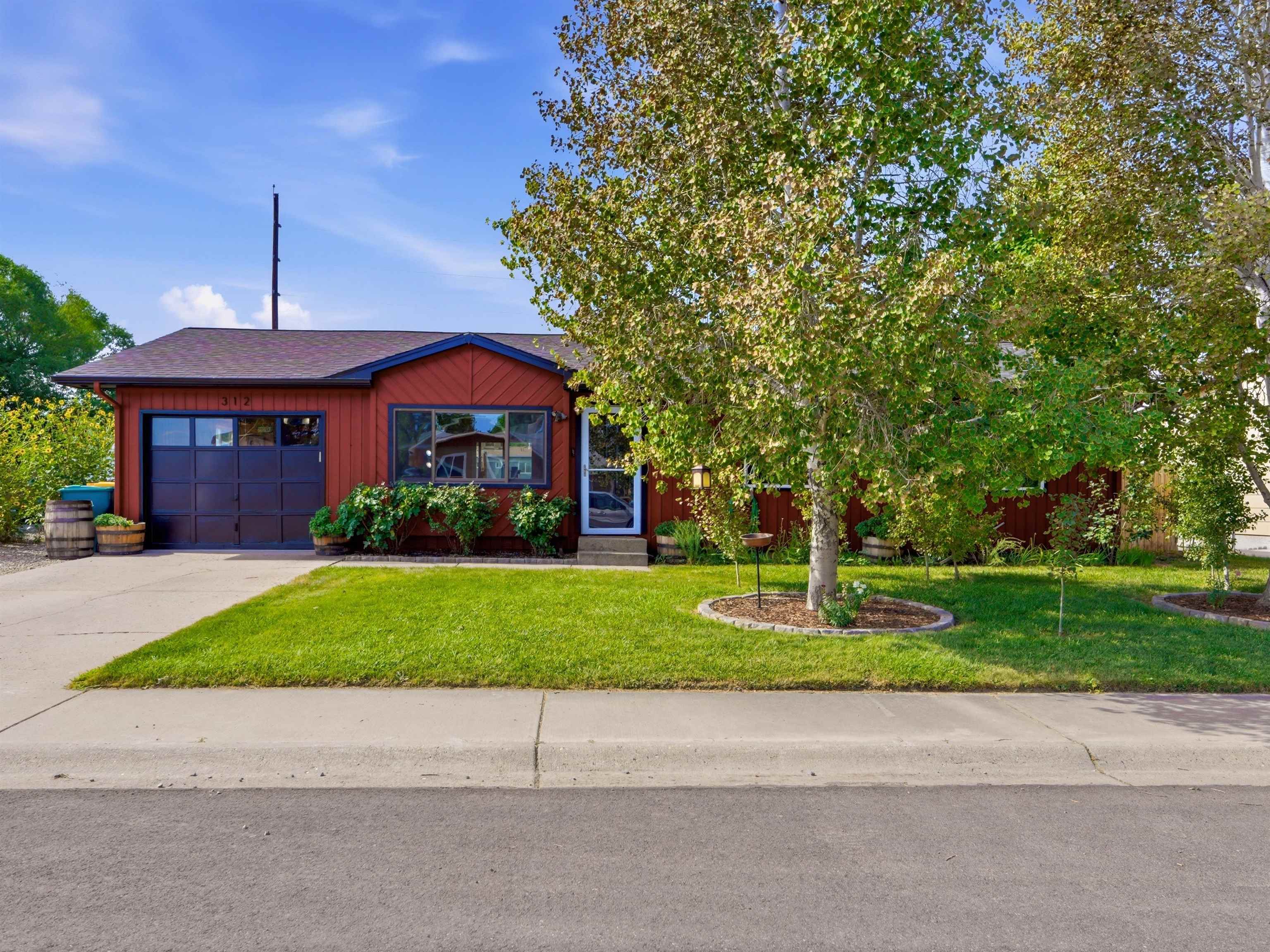 312 E Concord Drive