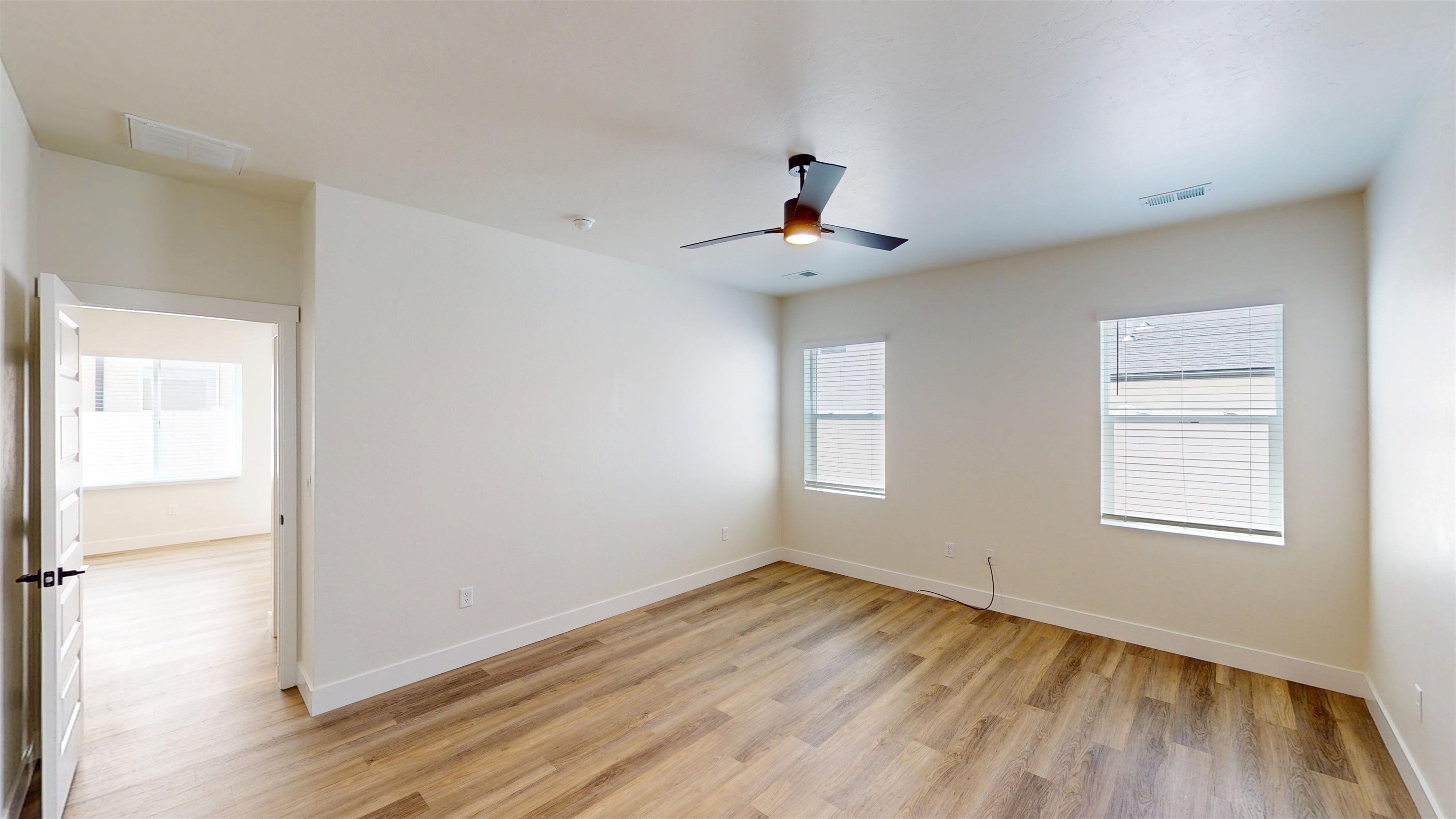 2461 Ross Road Property Photo 16