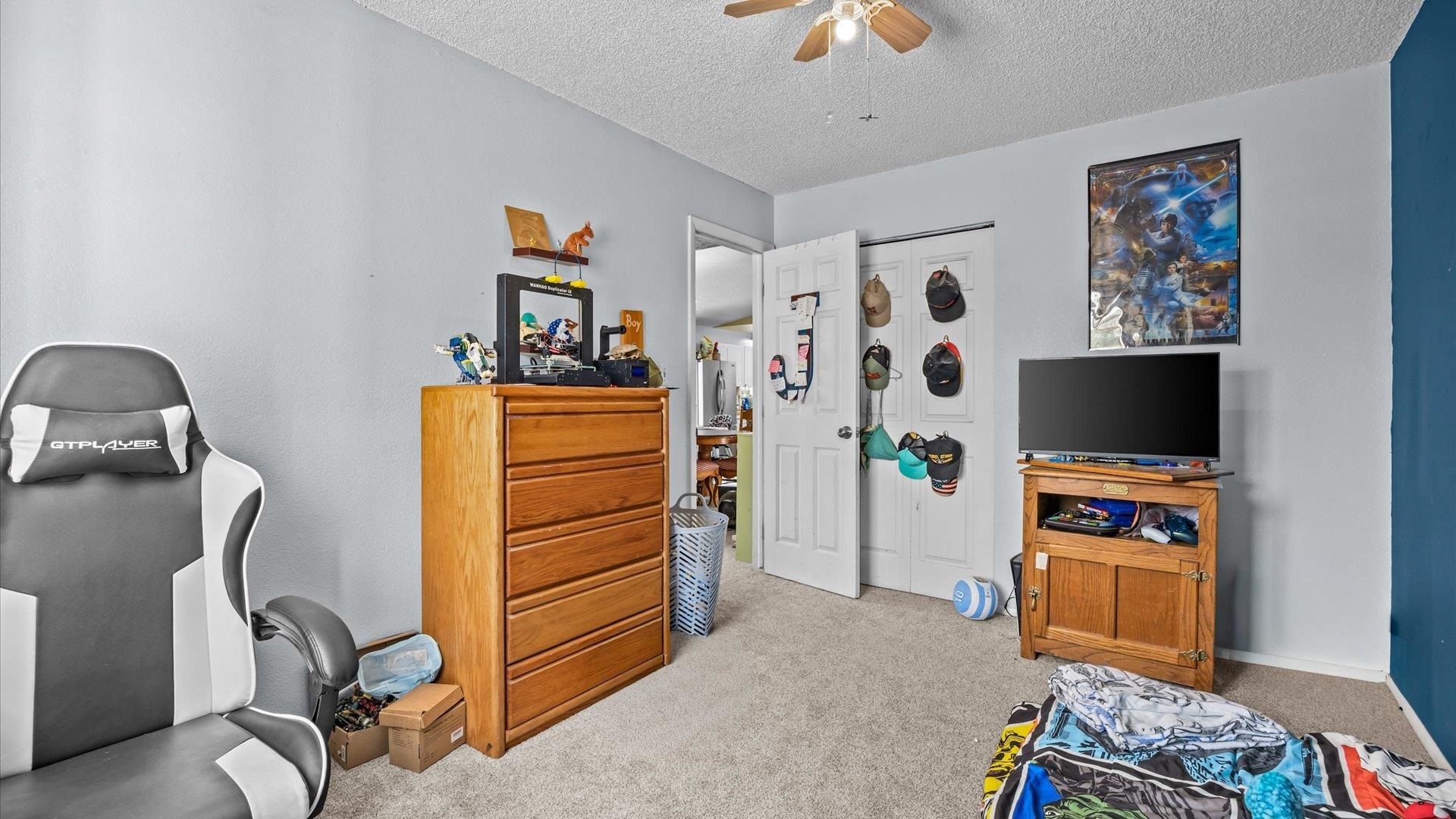467 N Grandby Court Property Photo 16