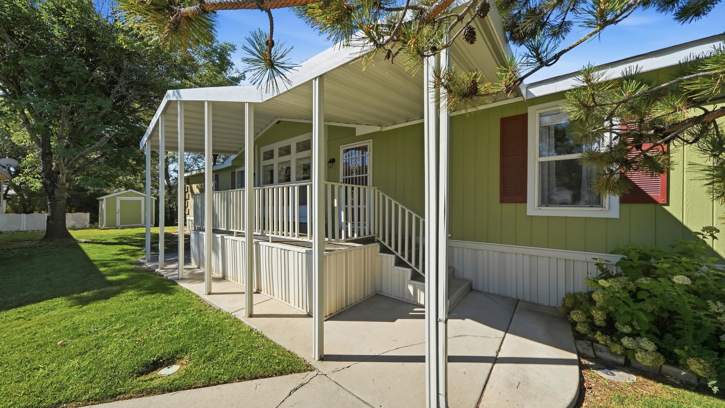 435 32 Road Property Photo 2