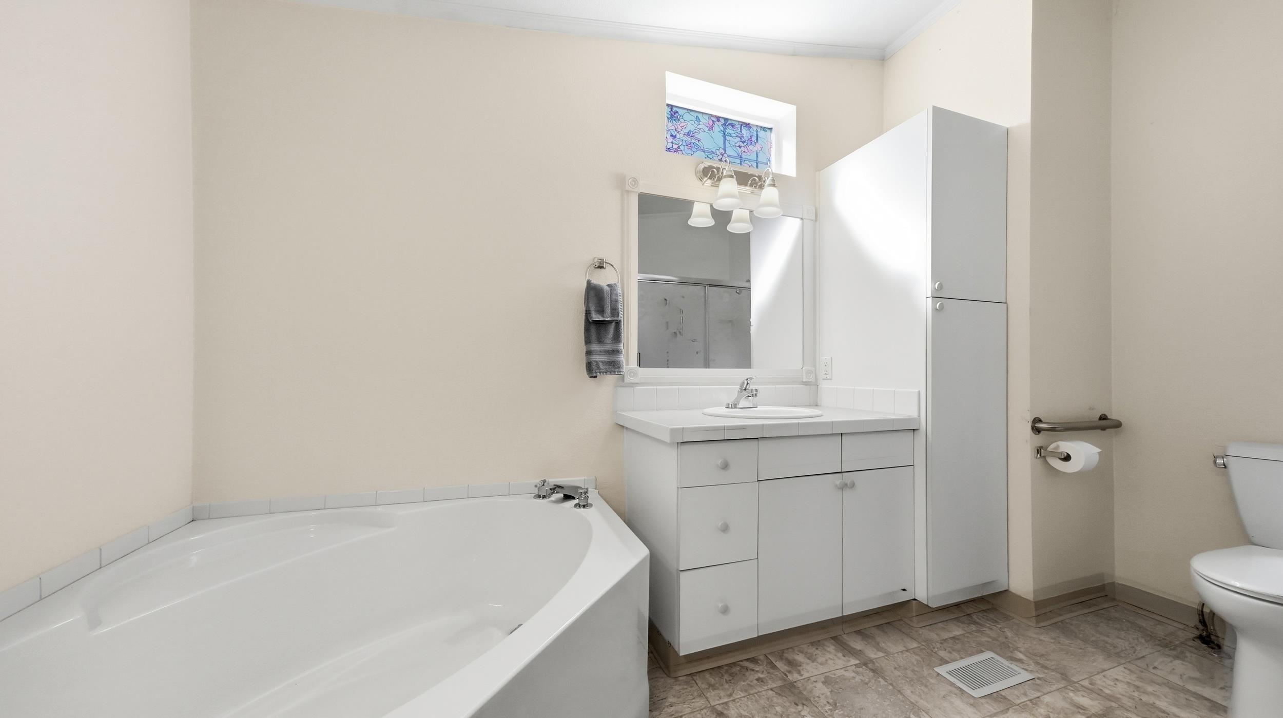435 32 Road Property Photo 18