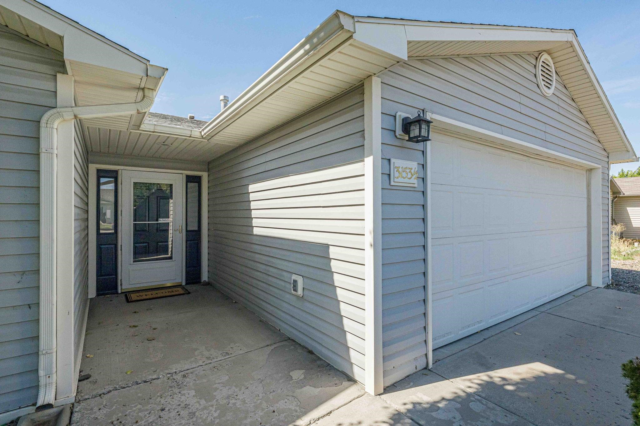 3153 1/2 Goldeneye Avenue Property Photo 6