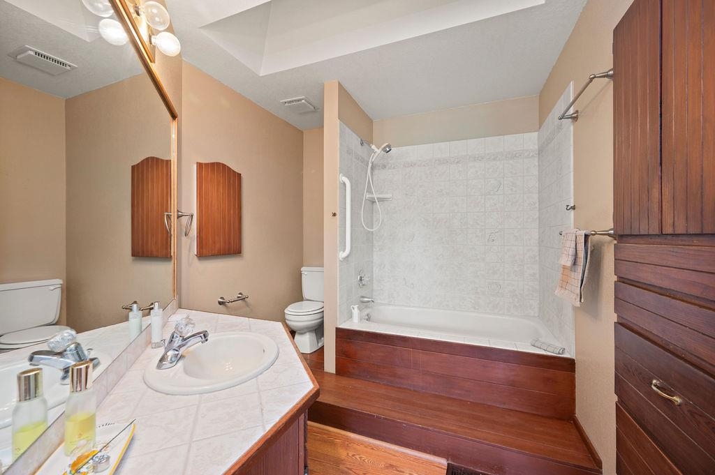 379 Explorer Court Property Photo 19