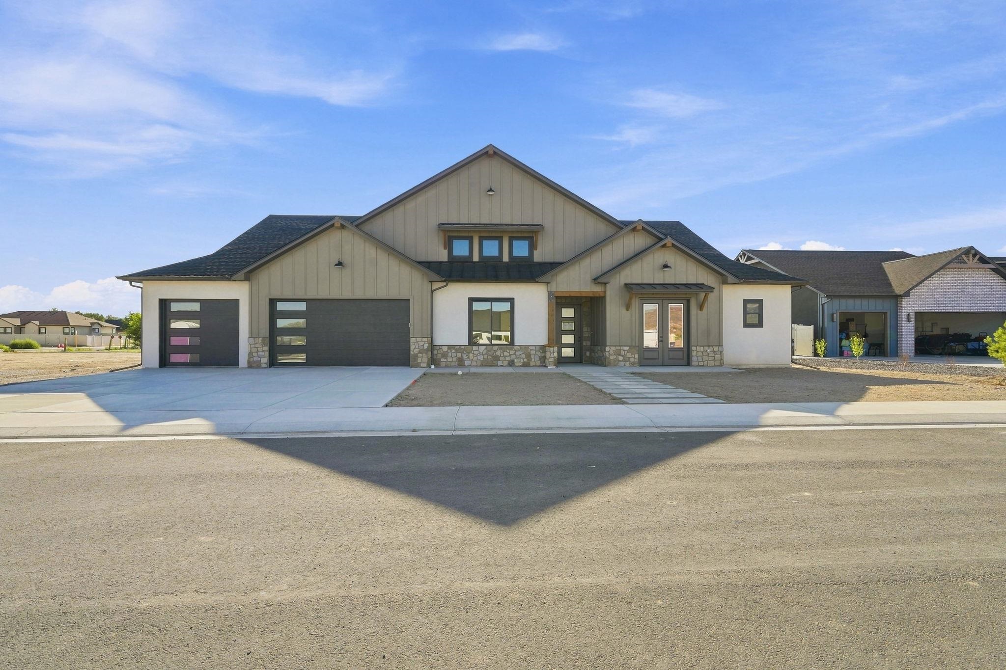 1018 Lone Tree Court Property Photo 1