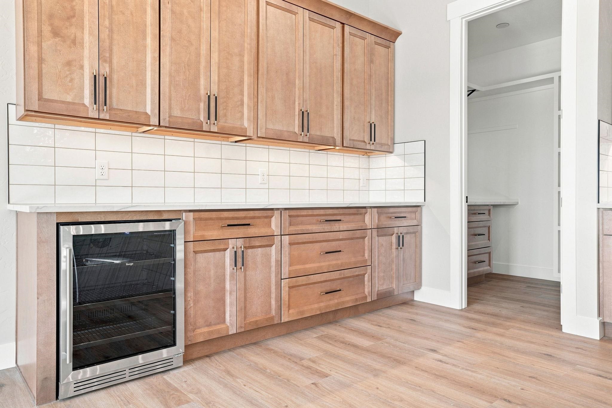 1018 Lone Tree Court Property Photo 16